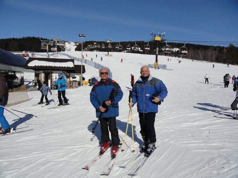 DSC01481 01.JPG - 45 éve szinte minden évben egy hetet együtt síelünk krakkói barátainkkal.